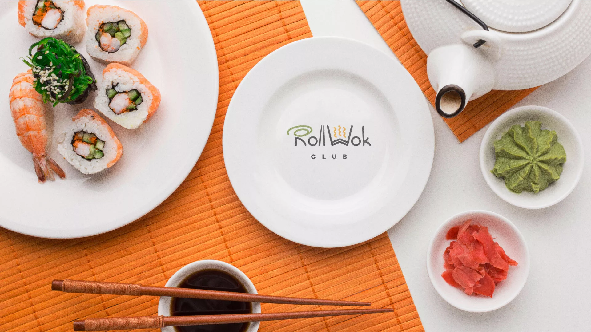 Разработка логотипа и фирменного стиля суши-бара «Roll Wok Club» в Киржаче